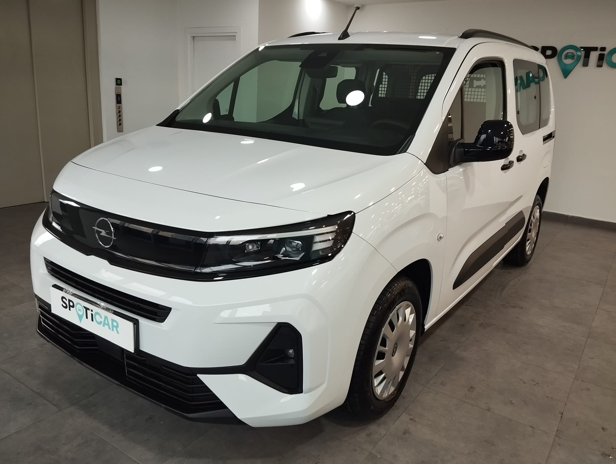 MEPA 2. EL 2025 COMBO 1.5 130 HP MT6 ESSENTIAL 10 BİN KM