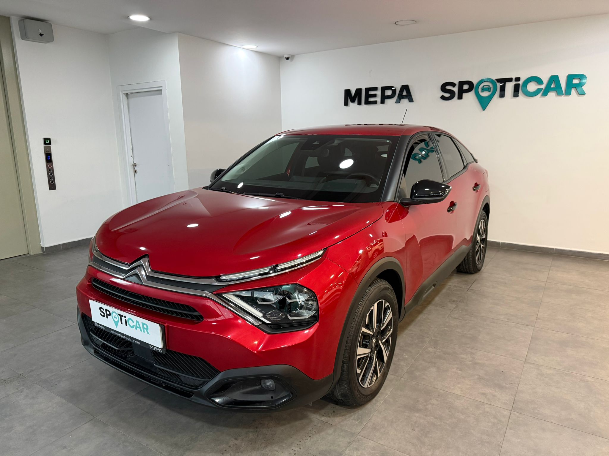 MEPA 2.EL 2023 C4 1.2 PURETECH 130 HP EAT8 FEEL BOLD 32 BİN KM