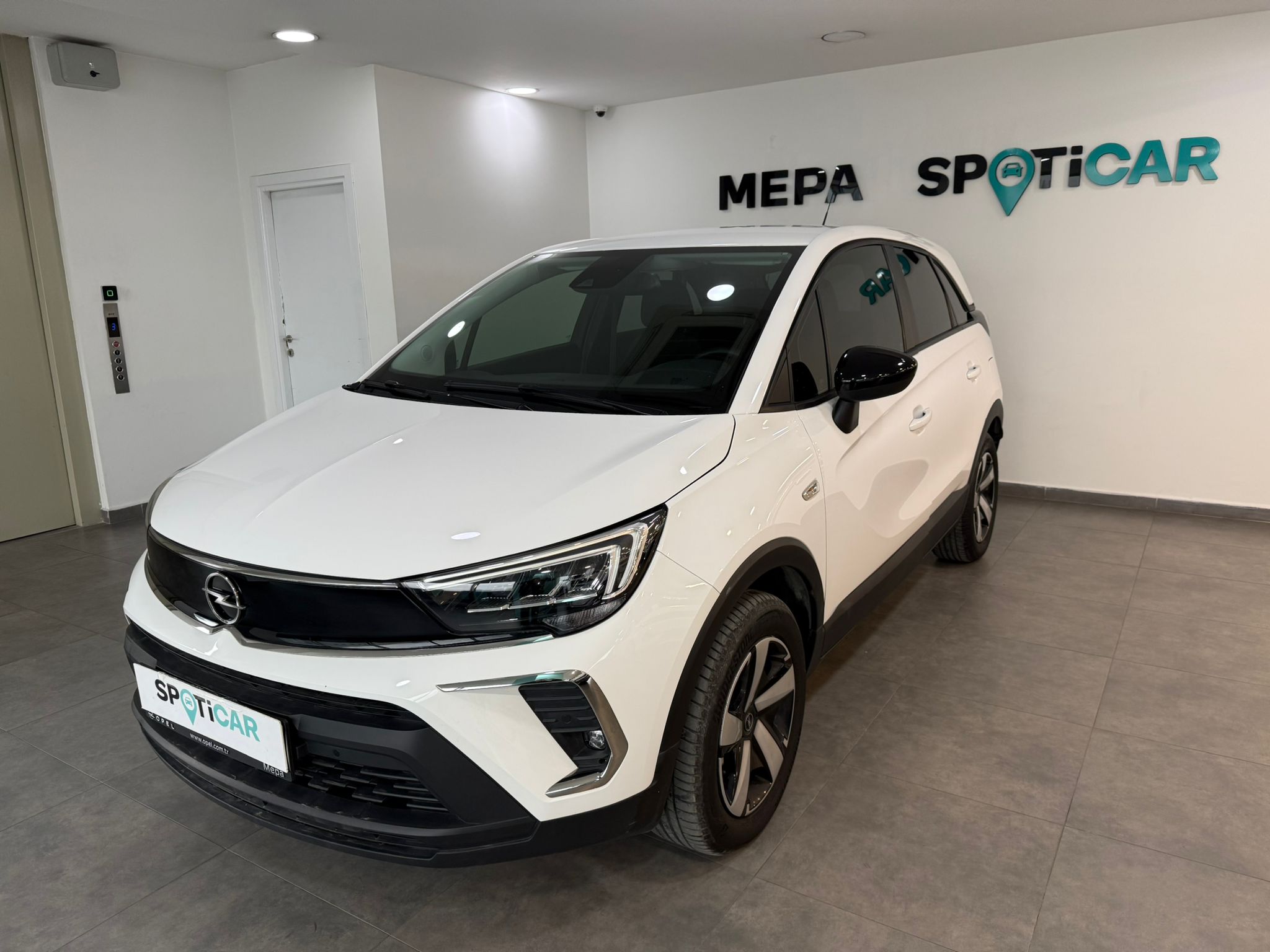 MEPA 2.EL 2024 CROSSLAND 1.2 130 HP AT6 ESSENTIAL 6.259 KM