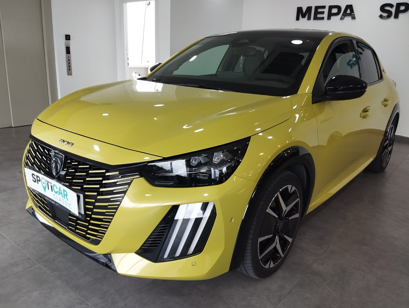 MEPA 2.EL 2025 E-208 100 KW GT 10 BİN KM 10 BİN KM