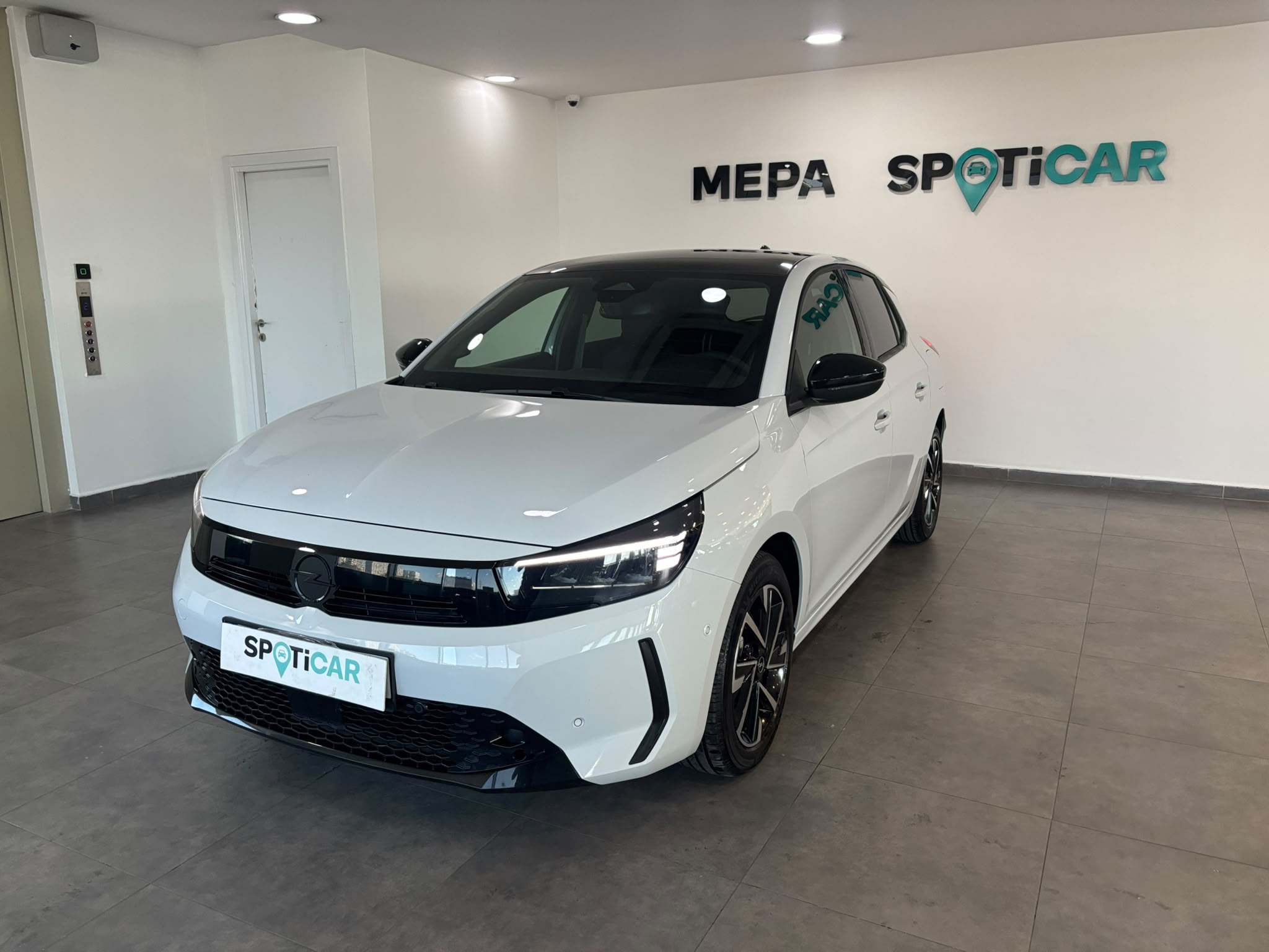MEPA 2.EL 2025 OPEL CORSA 1.2 100 HP AT8 GS+ULTIMATE 16 BİN KM