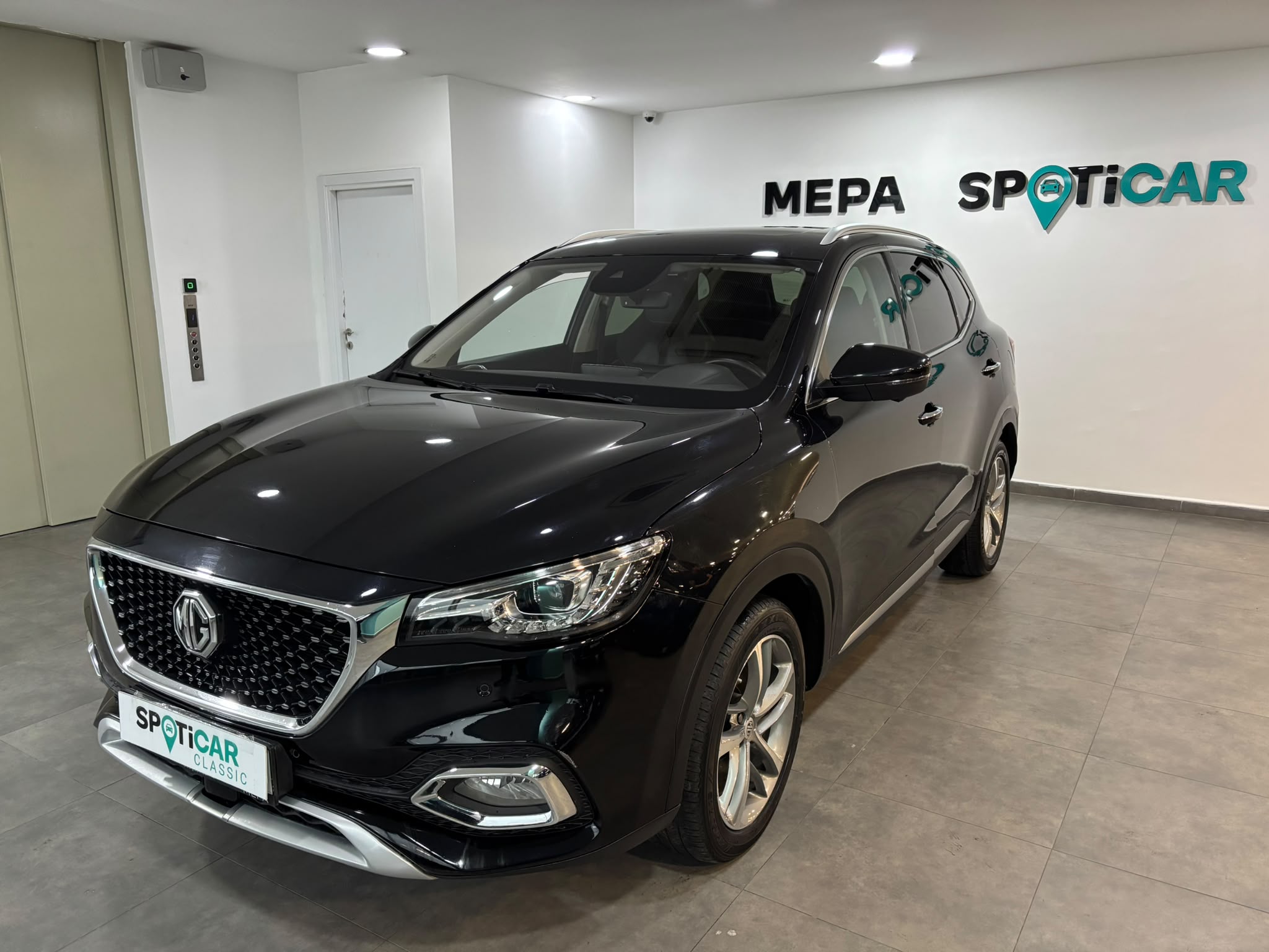 MEPA 2.EL %1,99 KREDİ İMKANIYLA 2024 MG HS 160HP LUXURY 58BİN KM