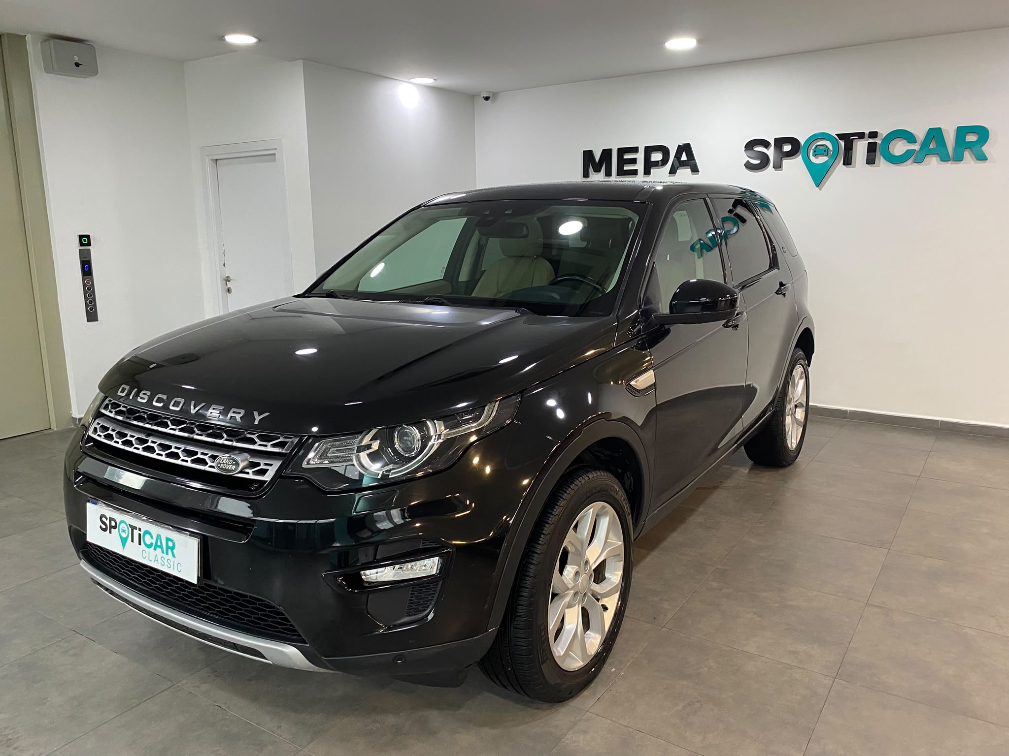 MEPA 2. EL 2017 LAND ROVER DISCOVERY SPORT 2.0 TD4 HSE 180HP